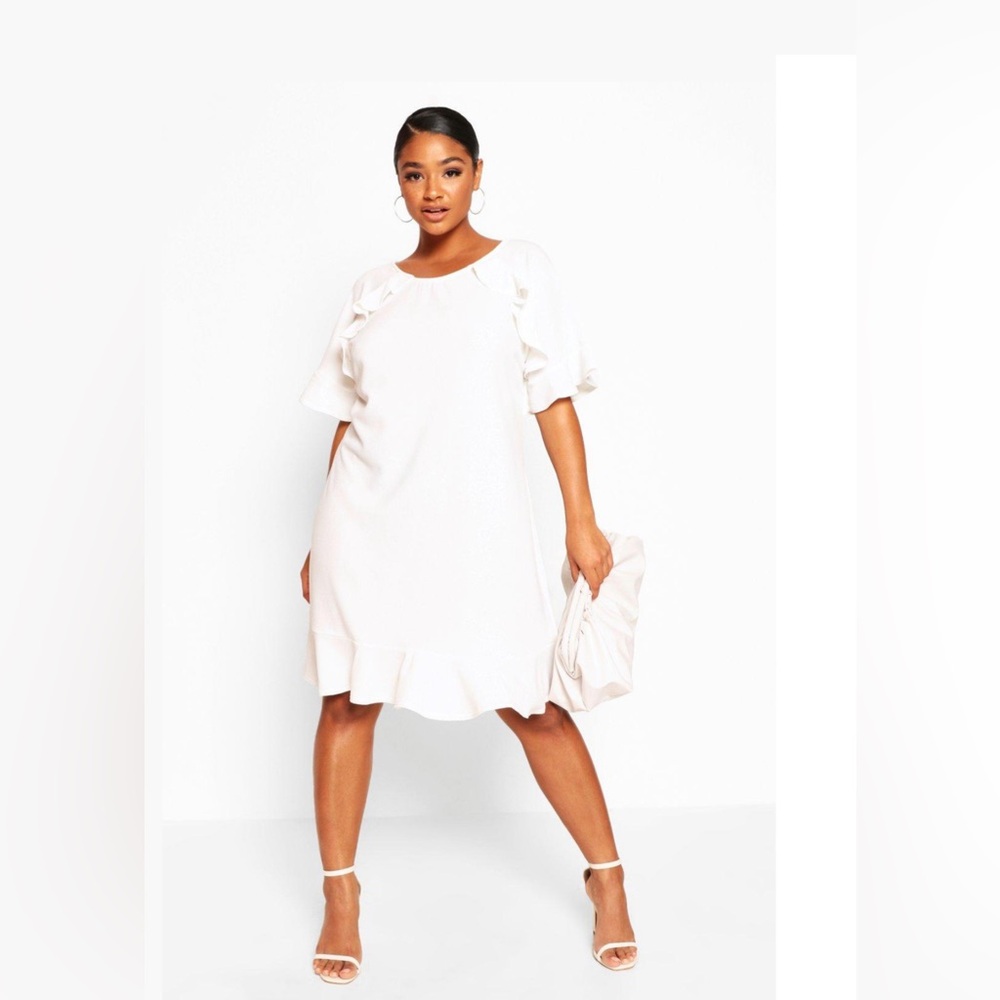NWT Ruffle Detail Shift Dress - Ivory